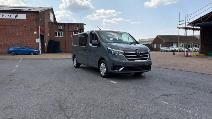 Renault Trafic Lwb Diesel LL30 Blue dCi 150 Extra [Safety] Crew Van - Image 44